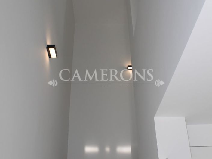 Image No.14-2 Bed Property for sale