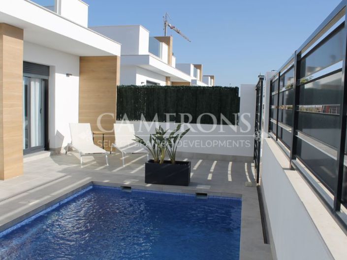 Image No.2-2 Bed Property for sale