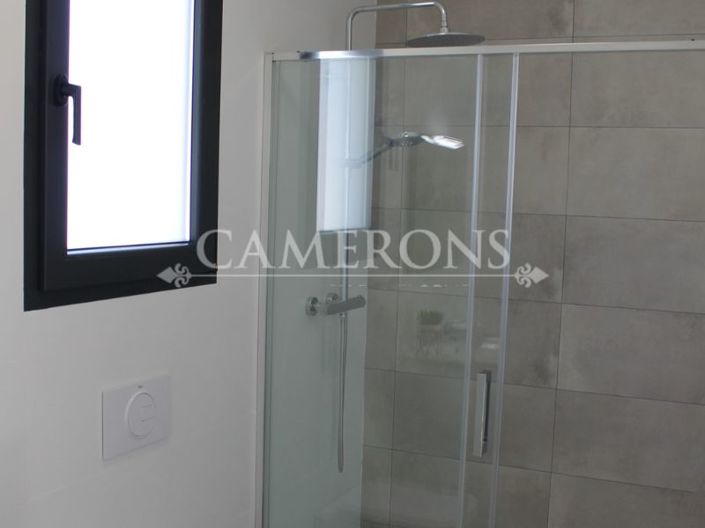 Image No.21-2 Bed Property for sale