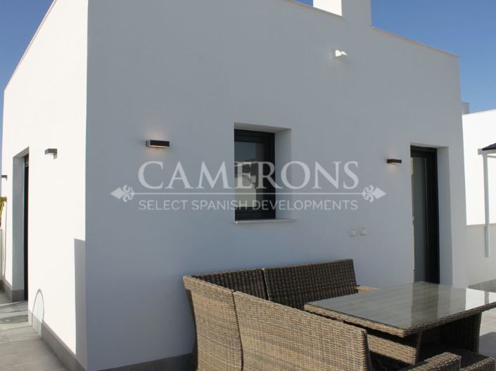 Image No.4-2 Bed Property for sale