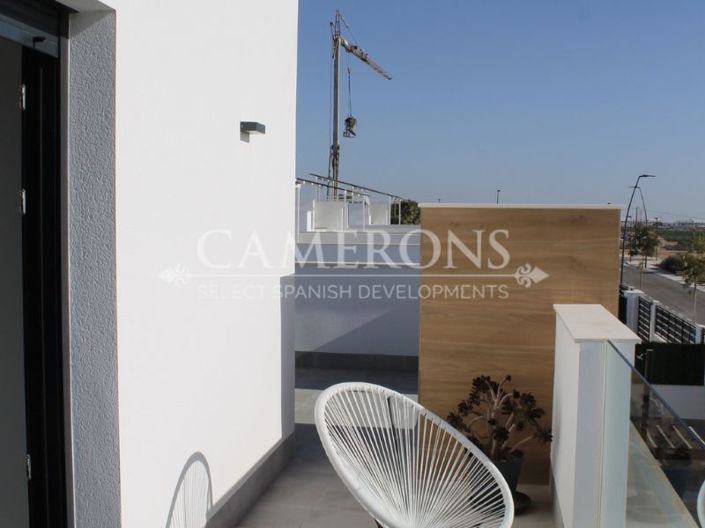 Image No.6-2 Bed Property for sale