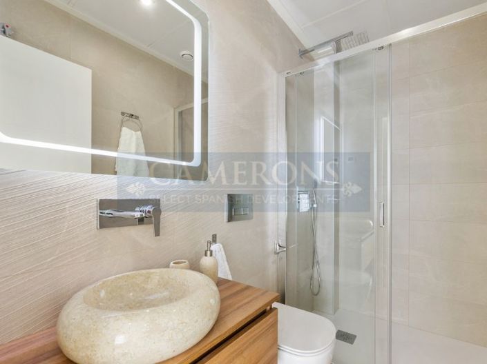 Image No.20-3 Bed Villa for sale