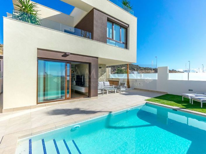 Image No.24-3 Bed Villa for sale