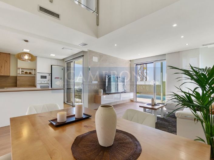 Image No.8-3 Bed Villa for sale