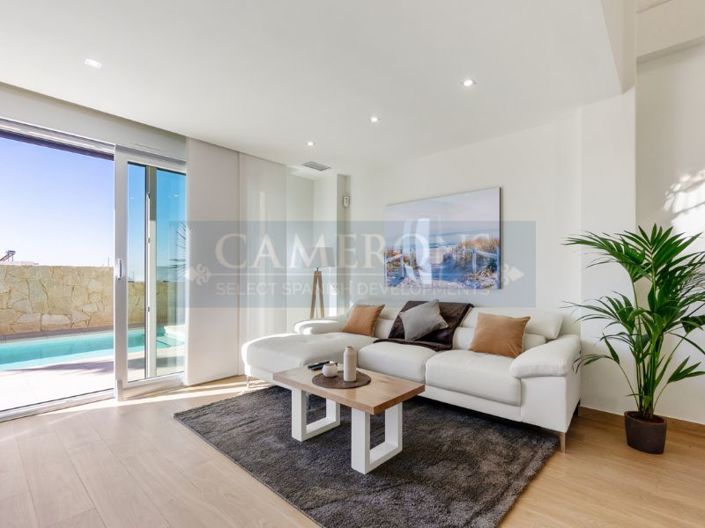 Image No.9-3 Bed Villa for sale