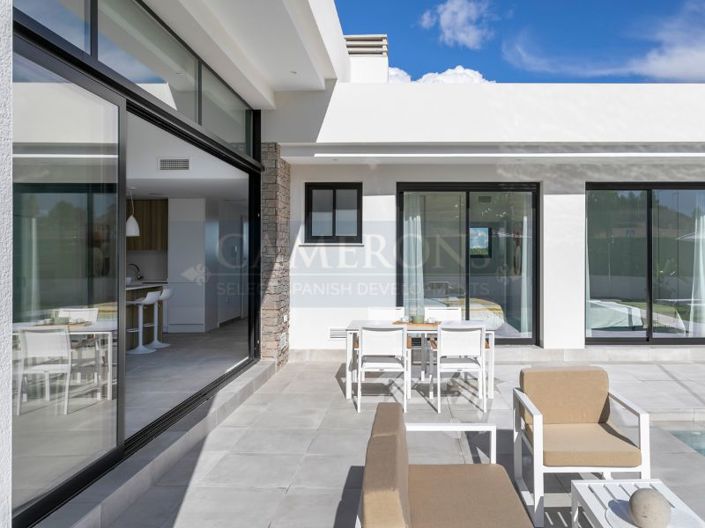 Image No.7-3 Bed Property for sale