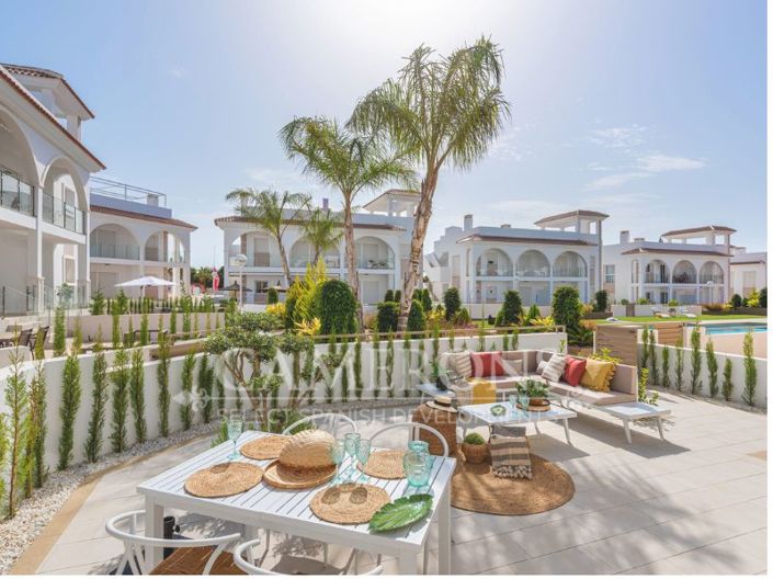 Image No.16-2 Bed Apartment for sale