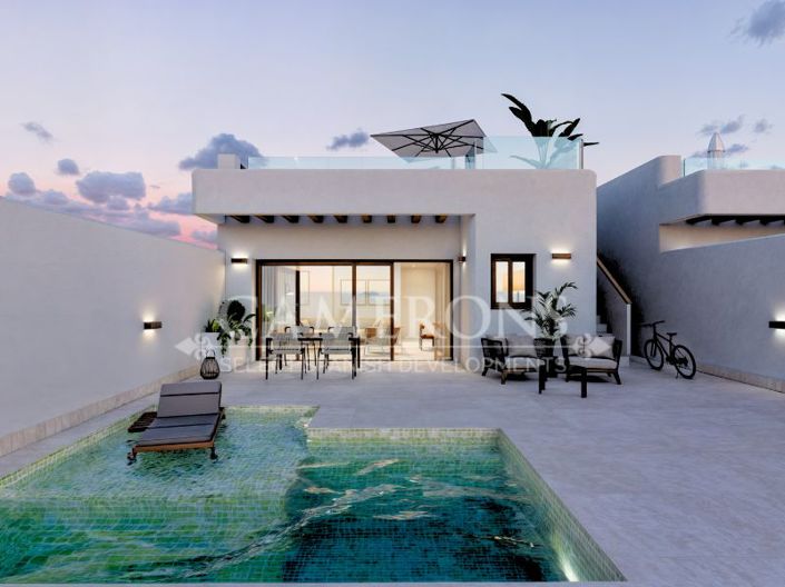 Image No.8-3 Bed Property for sale