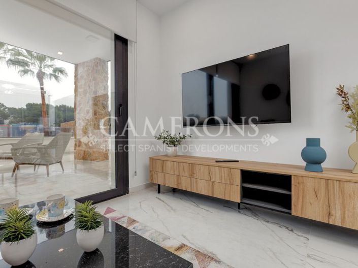 Image No.13-2 Bed Apartment for sale