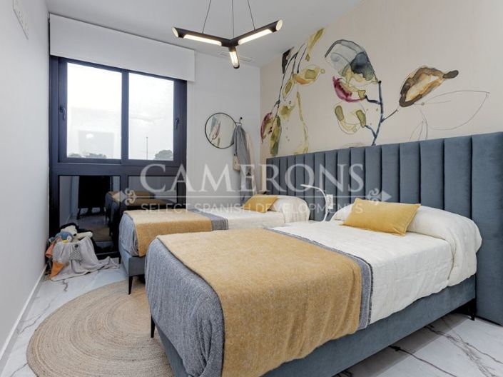 Image No.22-2 Bed Apartment for sale