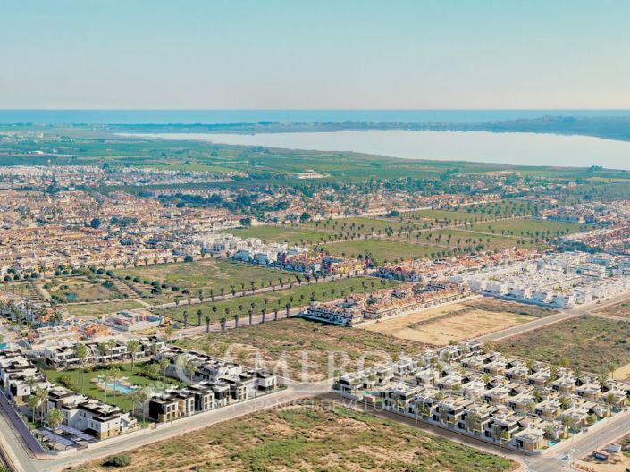 Image No.4-2 Bed Apartment for sale