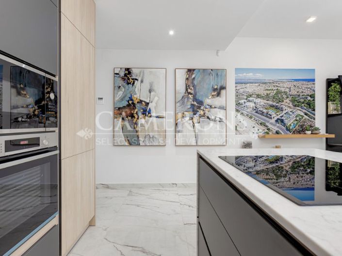 Image No.8-2 Bed Apartment for sale