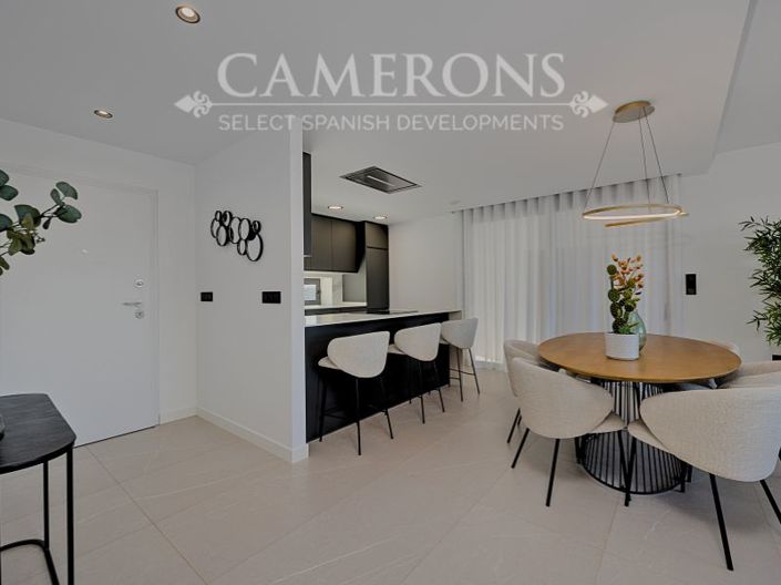 Image No.6-3 Bed Property for sale