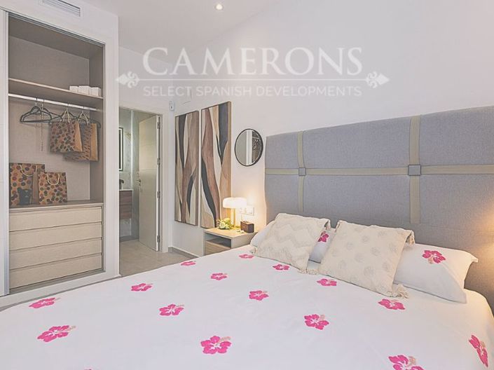 Image No.17-2 Bed Villa for sale