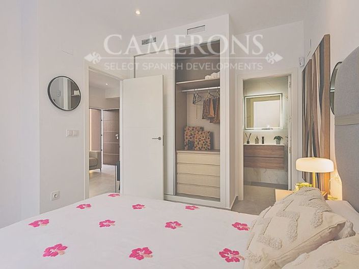 Image No.18-2 Bed Villa for sale