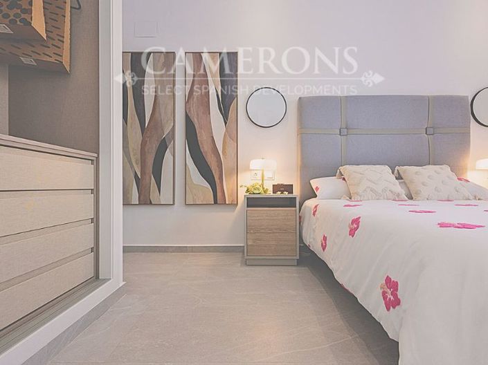 Image No.20-2 Bed Villa for sale