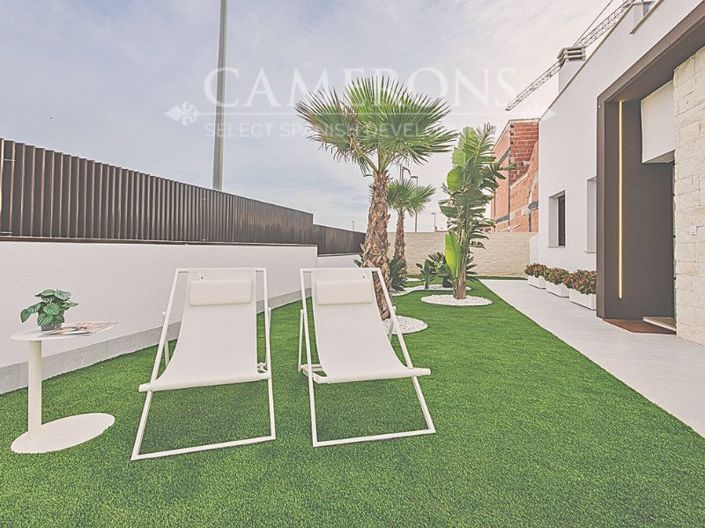 Image No.27-2 Bed Villa for sale