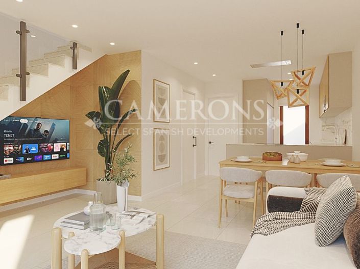 Image No.6-3 Bed Townhouse for sale