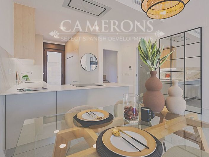 Image No.6-3 Bed Townhouse for sale