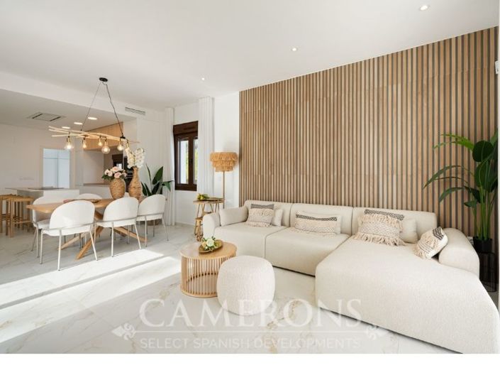 Image No.21-3 Bed Property for sale