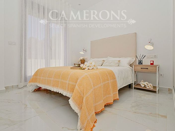 Image No.27-3 Bed Villa for sale