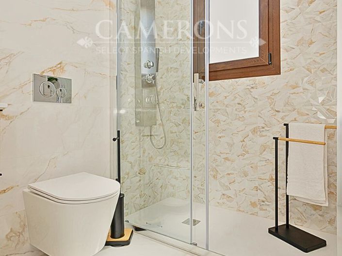 Image No.32-3 Bed Villa for sale