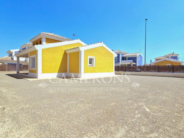 Image No.6-3 Bed Property for sale