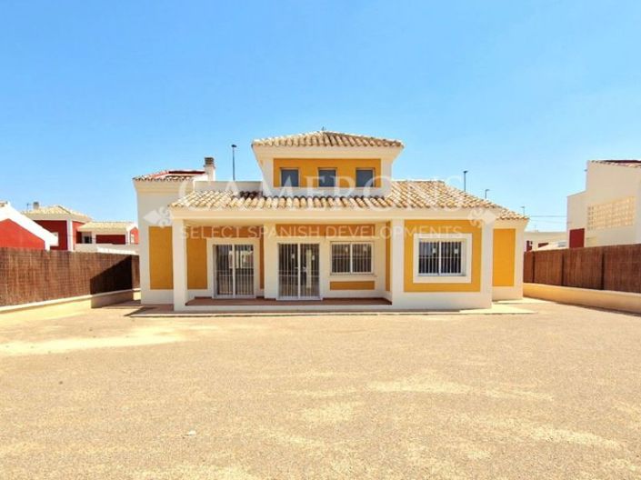 Image No.9-3 Bed Property for sale