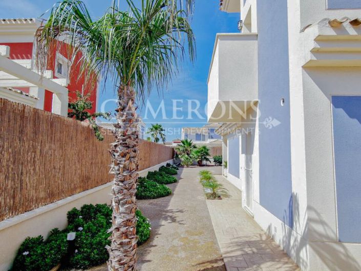 Image No.9-3 Bed Villa for sale