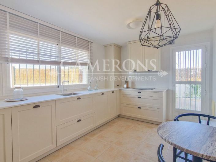 Image No.9-Villa de 4 chambres à vendre à Lorca