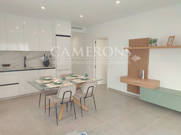 Image No.5-3 Bed Property for sale