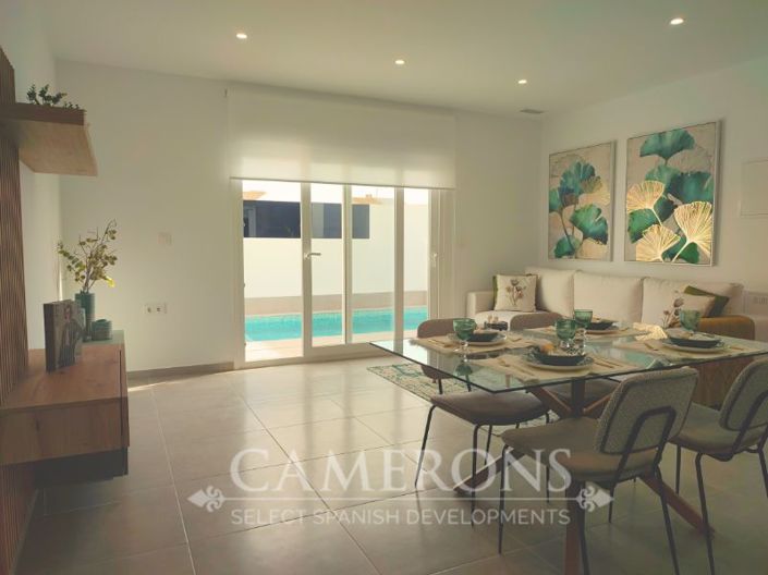 Image No.9-3 Bed Property for sale