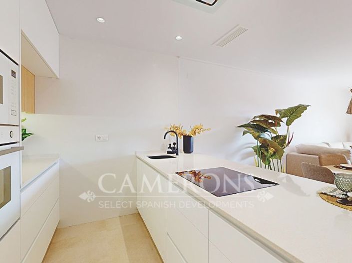 Image No.12-3 Bed Apartment for sale