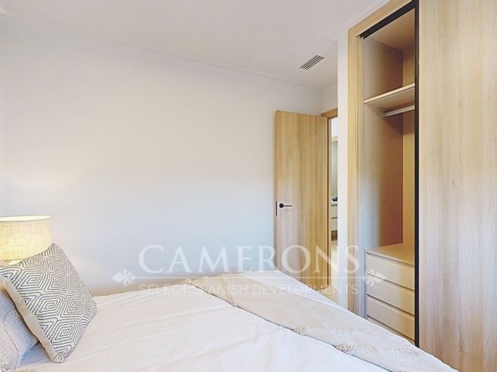 Image No.20-3 Bed Apartment for sale