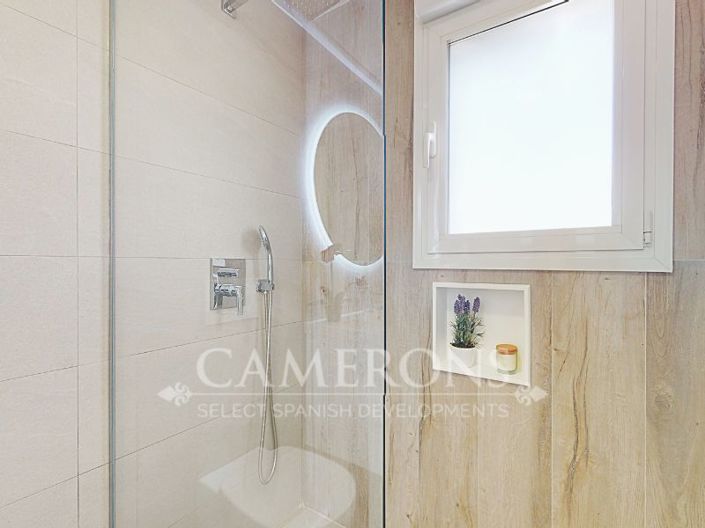 Image No.37-3 Bed Villa for sale