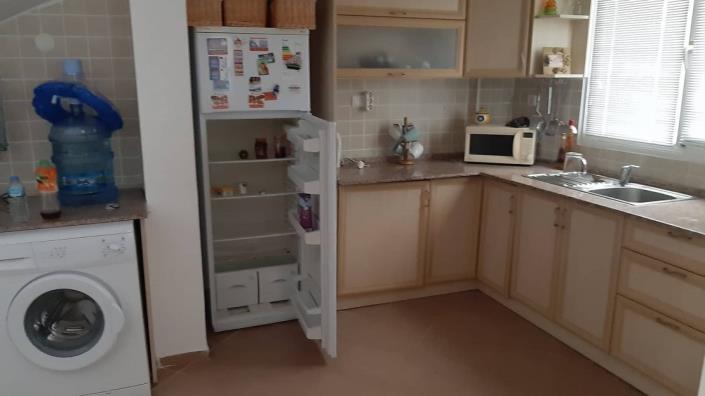 Image No.7-5 Bed House for sale