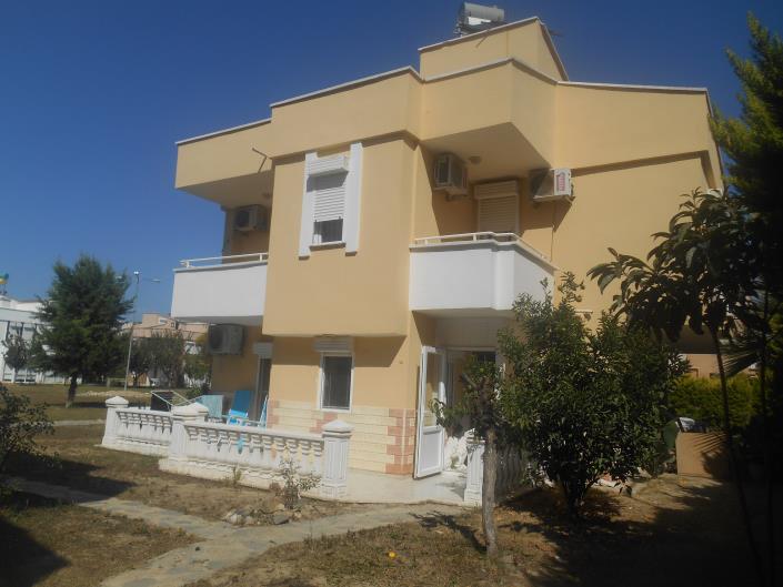 Image No.19-3 Bed House for sale