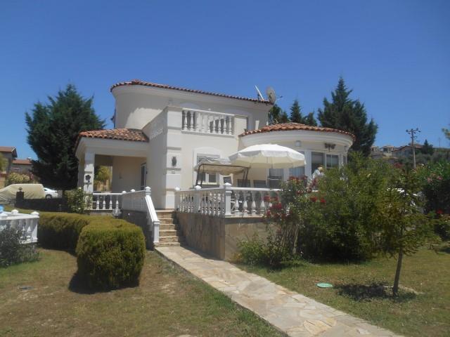 Image No.1-3 Bed Villa / Detached for sale