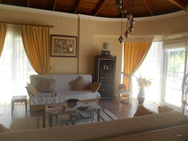 Image No.14-3 Bed Villa / Detached for sale