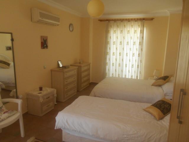 Image No.21-3 Bed Villa / Detached for sale