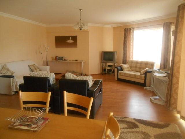 Image No.10-3 Bed Apartment for sale