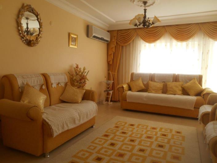 Image No.2-4 Bed House for sale