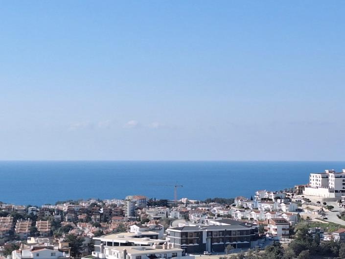 Image No.8-3 Bed Apartment for sale