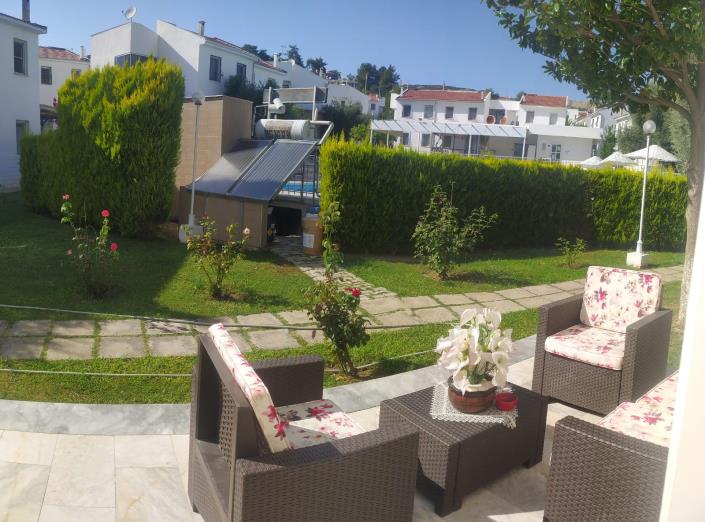 Image No.7-2 Bed House for sale