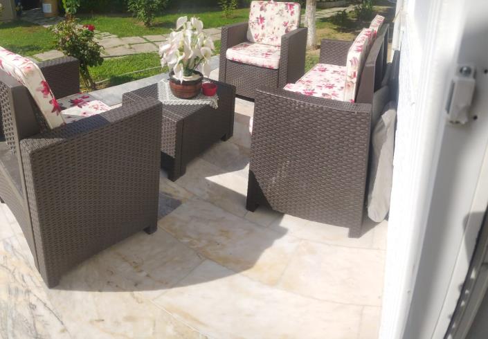 Image No.8-2 Bed House for sale