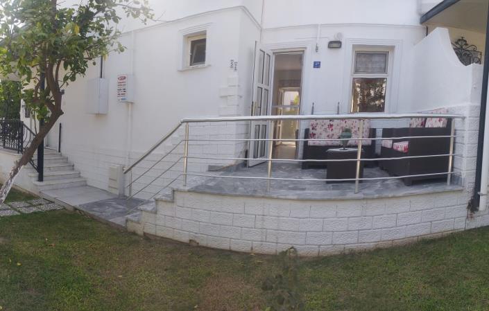 Image No.10-2 Bed House for sale