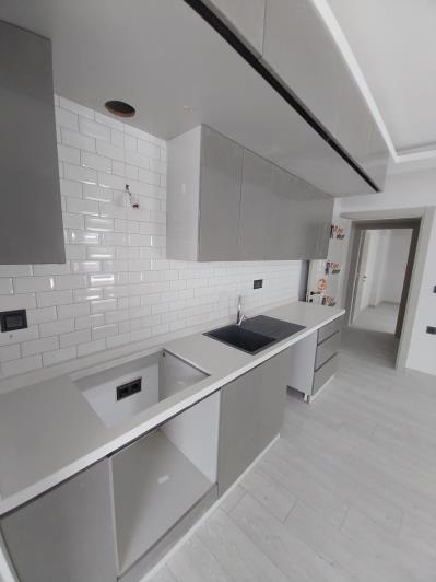 Image No.33-3 Bed Apartment for sale