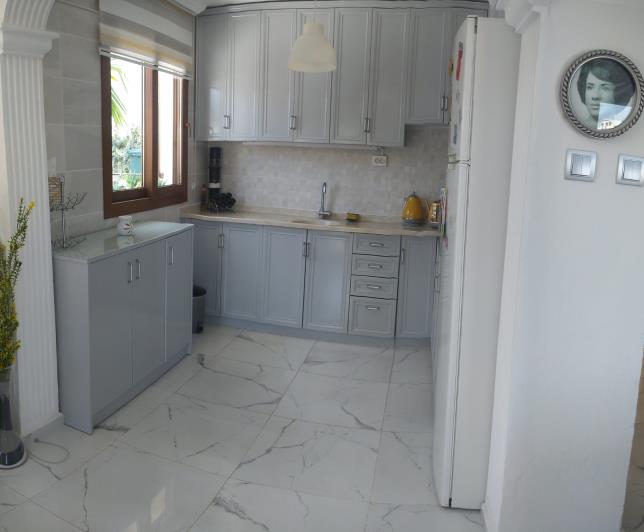 Image No.27-4 Bed House for sale