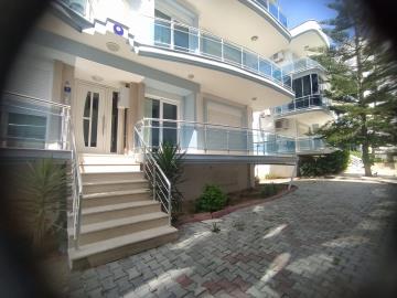 Appartement de 2 chambres à vendre à Kusadasi