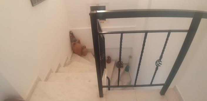 Image No.9-2 Bed House for sale